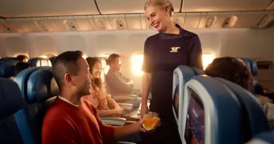 $20 Million For ‘One Bad Day’: Passenger Says Delta Flight Attendant Slapped Him, Demands Palestine Training For Everyone - View from the Wing