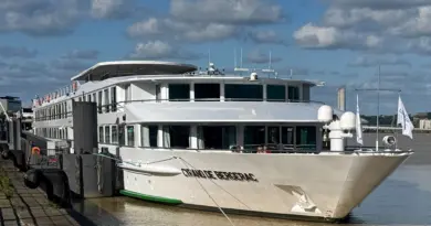 Le MS Cyrano de Bergerac, est un élégant navire de croisière fluviale avec une capacité d