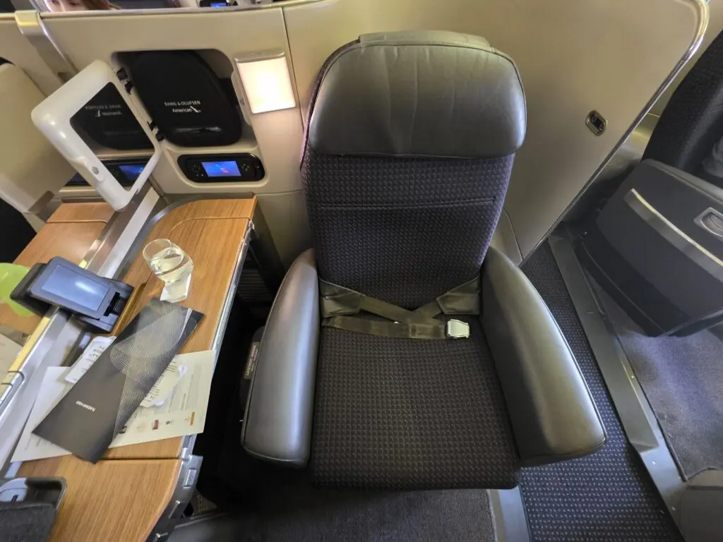 Failing WiFi, $6 Wine, And A Flight Attendant Ready To Strike—American Airlines First Class From London - View from the Wing