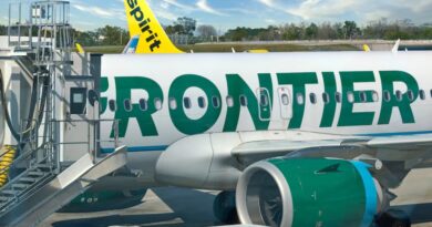 Frontier Vs. Spirit, Ryanair Plus Booking and Flight Attendants Vs. Bad Deals