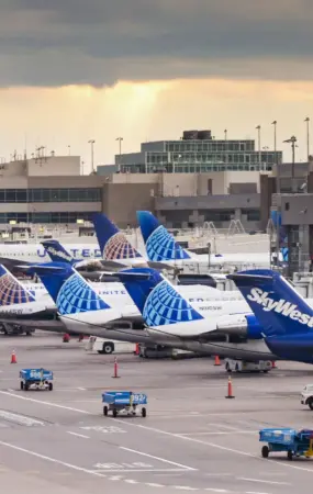 “I Trusted That System”: United Airlines Passenger Scammed $17,000 After Calling Customer Service