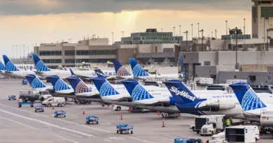 “I Trusted That System”: United Airlines Passenger Scammed $17,000 After Calling Customer Service