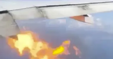Terrified Passengers Sent ‘Goodbye Texts’ As Boeing 757 Engine Erupts In Flames Over Italy [Roundup] - View from the Wing