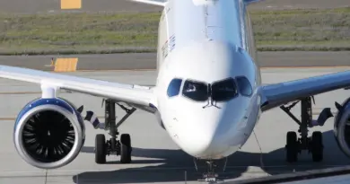 8 Routes In 2 Days: Where American Airlines & Delta Air Lines Now Fly