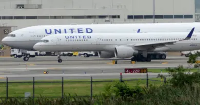 Why United Airlines Easily Got Rid Of Its Legacy Boeing 757s